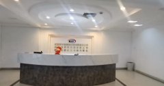 西部智谷 整层带4个停车位  无税费